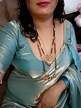 Snapshot of Niharika555 chatting on 04/13/26, 07:36 Niharika555 online show from 04/13/26, 07:36