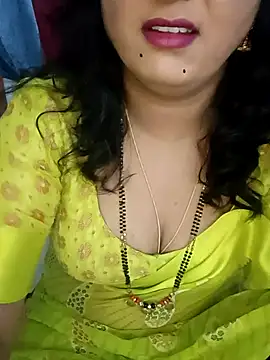 Snapshot of Niharika555 chatting on 04/15/26, 07:04 Niharika555 online show from 04/15/26, 07:04