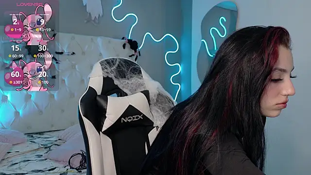 Snapshot of Megan__cole1 chatting on 10/29/25, 04:26 Megan cole1 online show from 10/29/25, 04:26