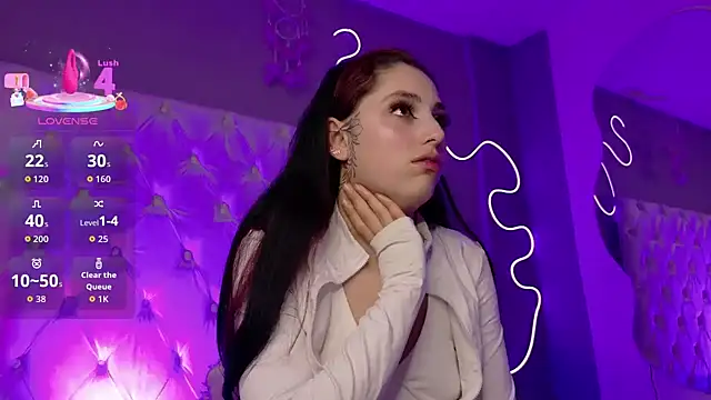 Snapshot of Megan__cole1 chatting on 11/05/25, 03:50 Megan cole1 online show from 11/05/25, 03:50