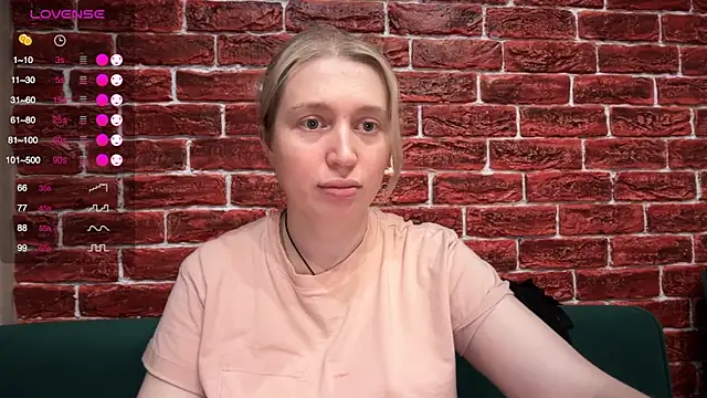 CitrusBlissss online show from 11/25/25, 02:39