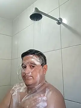 reguetones92 online show from 10/18/25, 05:57