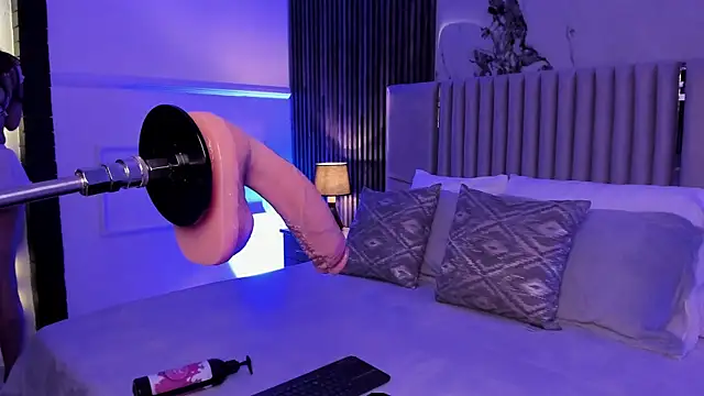 Amberashford online show from 07/30/26, 04:00