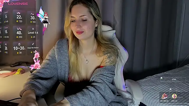 coldcherryeclipse  online show from 10/29/25, 06:48