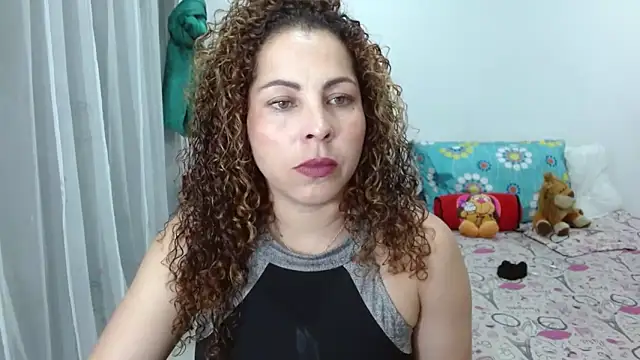 Yanis Ariel12 online show from 09/22/25, 11:18