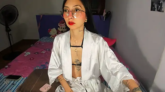 Anais lux online show from 05/22/26, 12:18
