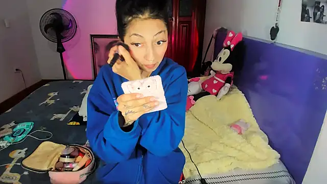 Anais lux online show from 06/27/26, 12:15