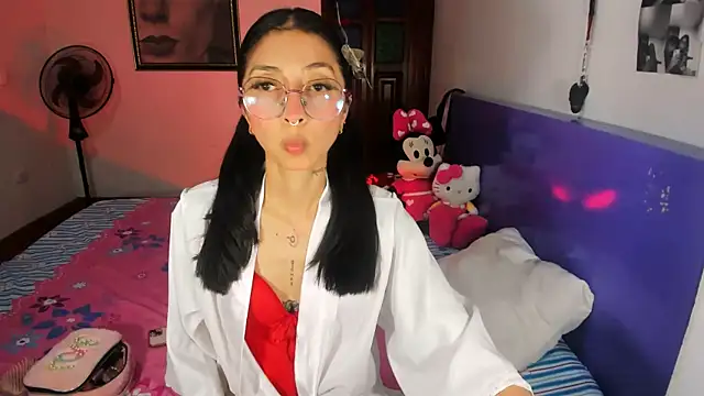 Anais lux online show from 06/30/26, 12:22