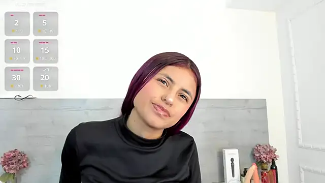 sunnyWhitee online show from 05/21/26, 07:21