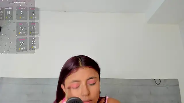 sunnyWhitee online show from 07/01/26, 07:13