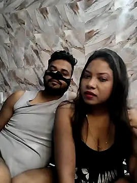 Snapshot of hornyzinia123 chatting on 11/20/25, 02:23 hornyzinia123 online show from 11/20/25, 02:23