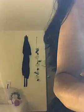 Snapshot of SelinaCatt_ chatting on 09/28/25, 10:37 SelinaCatt online show from 09/28/25, 10:37