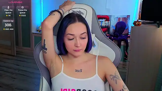 Im suka online show from 11/20/25, 03:07