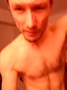 Snapshot of Wilsonn86 chatting on 10/28/25, 06:28 Wilsonn86 online show from 10/28/25, 06:28