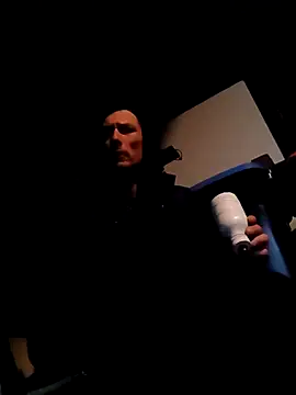 Snapshot of Wilsonn86 chatting on 11/15/25, 07:05 Wilsonn86 online show from 11/15/25, 07:05