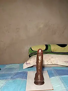 Snapshot of khetyvile chatting on 11/15/25, 12:30 khetyvile online show from 11/15/25, 12:30