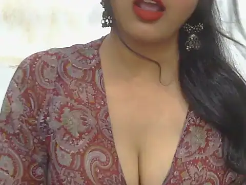 POOJA 199 online show from 10/19/25, 10:27