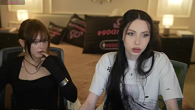 VivianSweet  online show from 06/06/26, 02:33