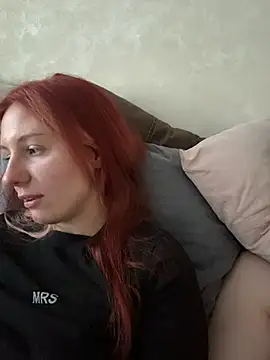 Hera Mark online show from 10/14/25, 03:40