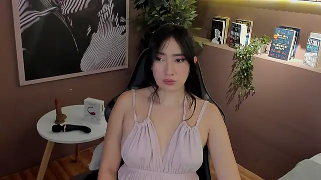 Skyyle  online show from 07/17/26, 12:56