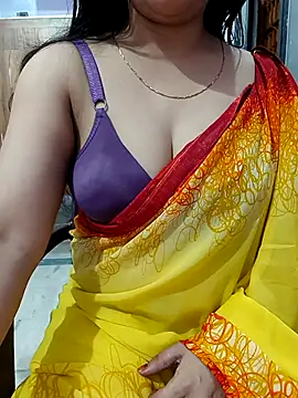 roshni agrawal0 online show from 10/18/25, 01:01