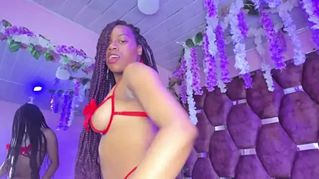 Thiana Taylor online show from 12/16/25, 07:41