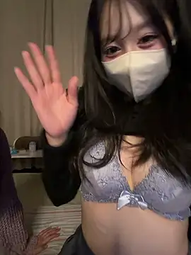 Snapshot of MOEMOE-Q chatting on 04/28/26, 01:49 MOEMOE-Q online show from 04/28/26, 01:49