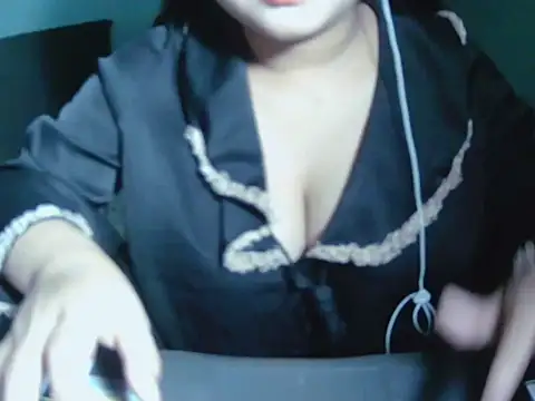 Lily3322 online show from 07/13/26, 03:48