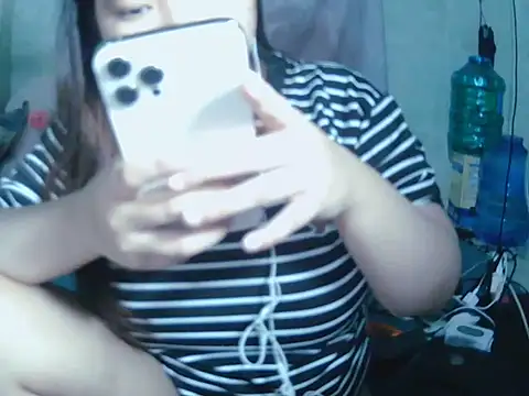 Lily3322 online show from 07/17/26, 02:18