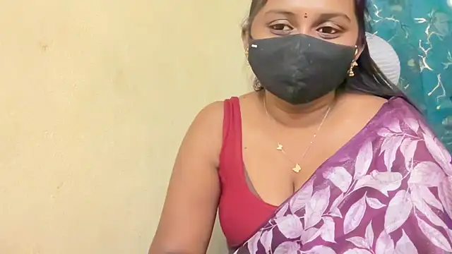 Pavani-Sexy online show from 04/15/26, 07:58