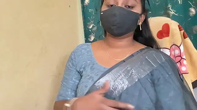 Pavani-Sexy online show from 05/25/26, 07:25