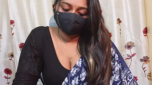 Pavani-Sexy online show from 07/17/26, 04:52