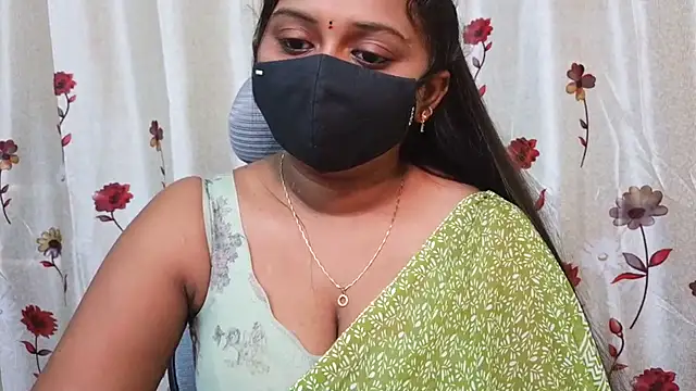 Pavani-Sexy online show from 07/18/26, 05:00