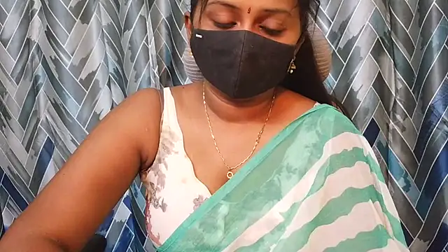Pavani-Sexy online show from 07/23/26, 02:48