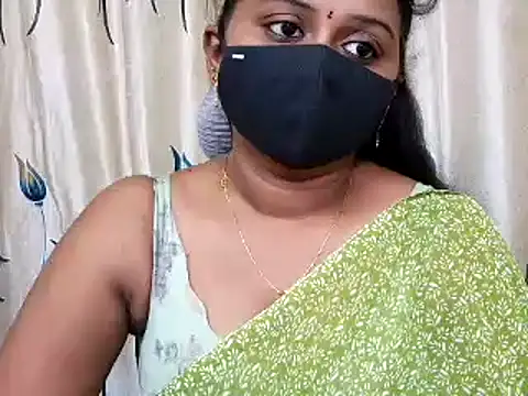Pavani-Sexy online show from 07/28/26, 03:57