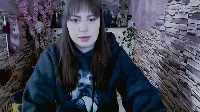 Amanda Bright  online show from 09/26/25, 07:01