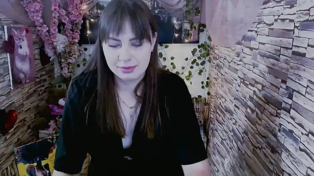 Amanda Bright  online show from 09/29/25, 06:51