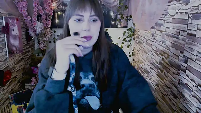 Amanda Bright  online show from 10/01/25, 06:30