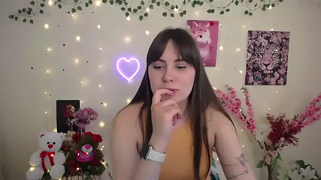 Amanda Bright  online show from 05/13/26, 10:23