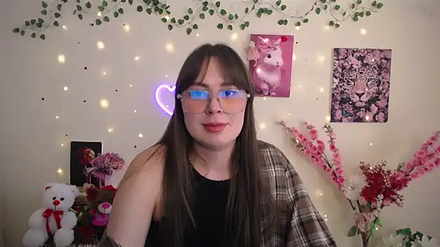 Amanda Bright  online show from 05/18/26, 10:54