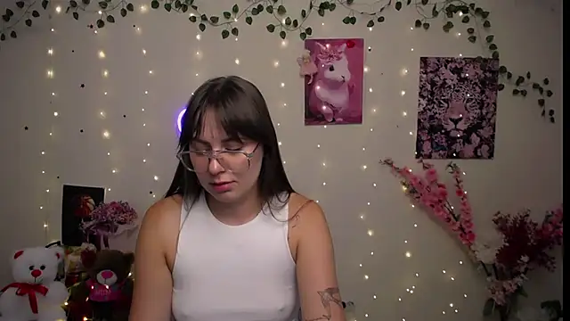 Amanda Bright  online show from 07/28/26, 02:13
