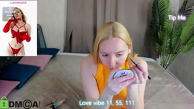 Anna Chelsea online show from 12/04/25, 11:57