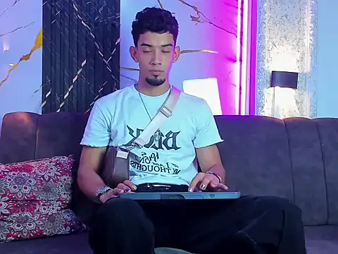 prince arthur77 online show from 07/05/26, 04:03
