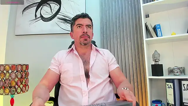 JuanKFit 45 online show from 07/22/26, 04:37