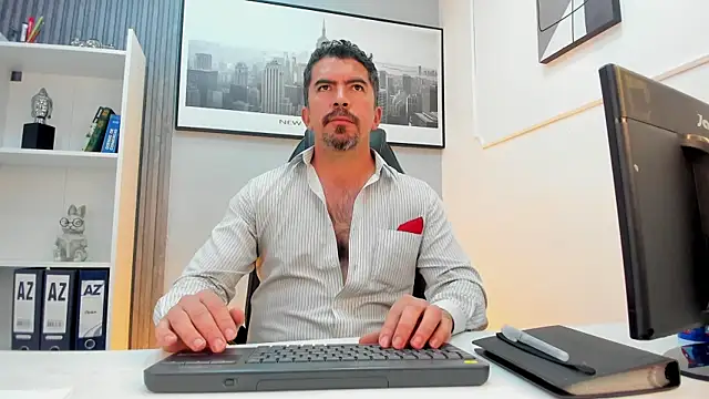 JuanKFit 45 online show from 07/27/26, 04:41