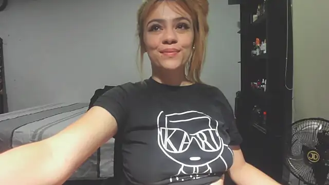 KATA BLONDE online show from 10/10/25, 01:37