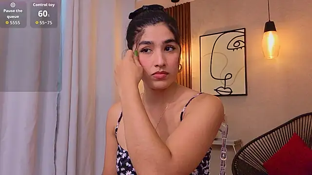 Lia Mar  online show from 06/06/26, 06:56