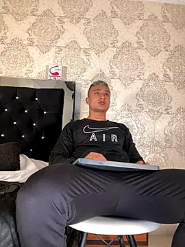 ThiagoBlaze online show from 10/03/25, 02:52