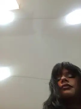 NATASHAA WINZ online show from 05/28/26, 05:05
