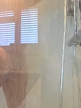 Snapshot of Oorse1966 chatting on 11/15/25, 10:01 Oorse1966 online show from 11/15/25, 10:01